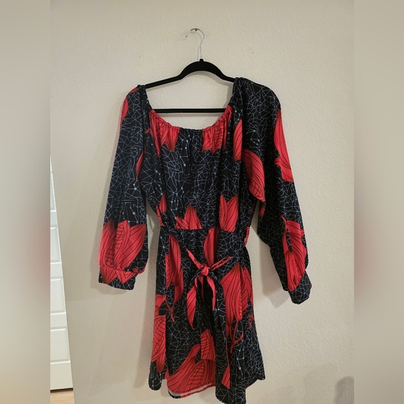 Shein Curve Black and PinkDress - Picture 5 of 6